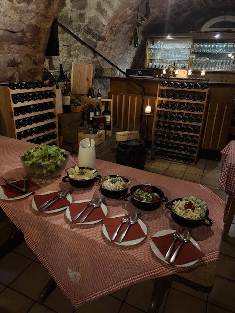 Salatbuffet für Raclette